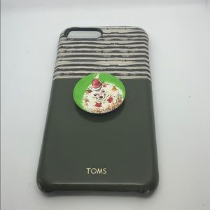 Toms iPhone 8 Plus case with popsocket